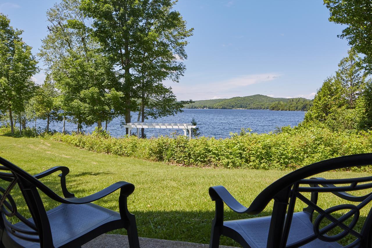 Sir Sam'S Inn & Spa (Adults Only) Haliburton Esterno foto
