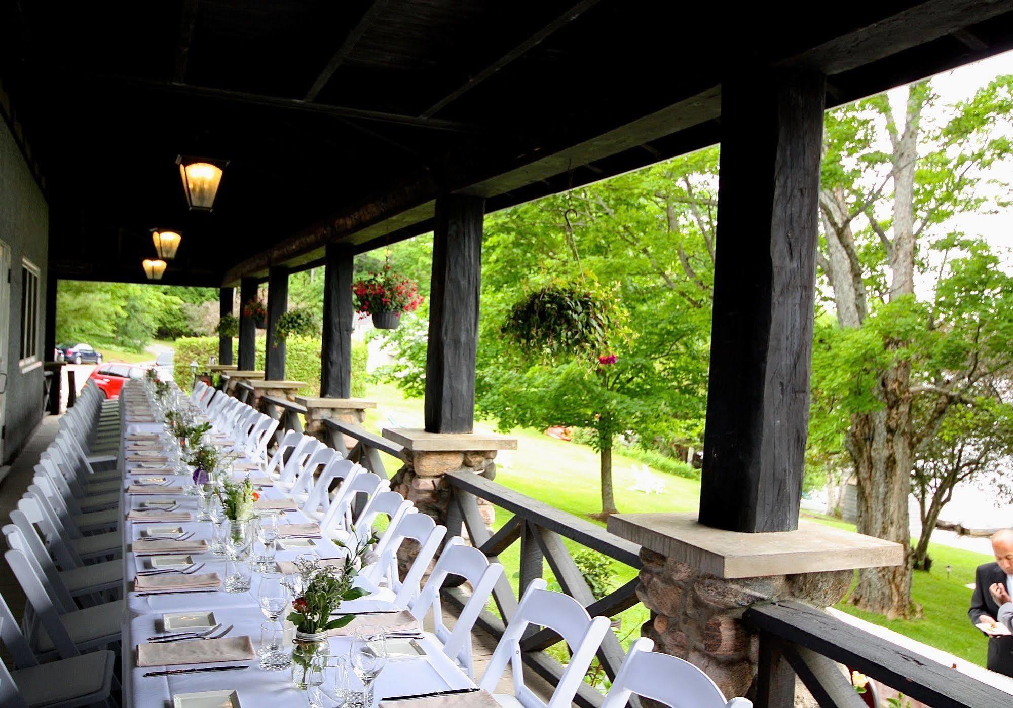 Sir Sam'S Inn & Spa (Adults Only) Haliburton Esterno foto