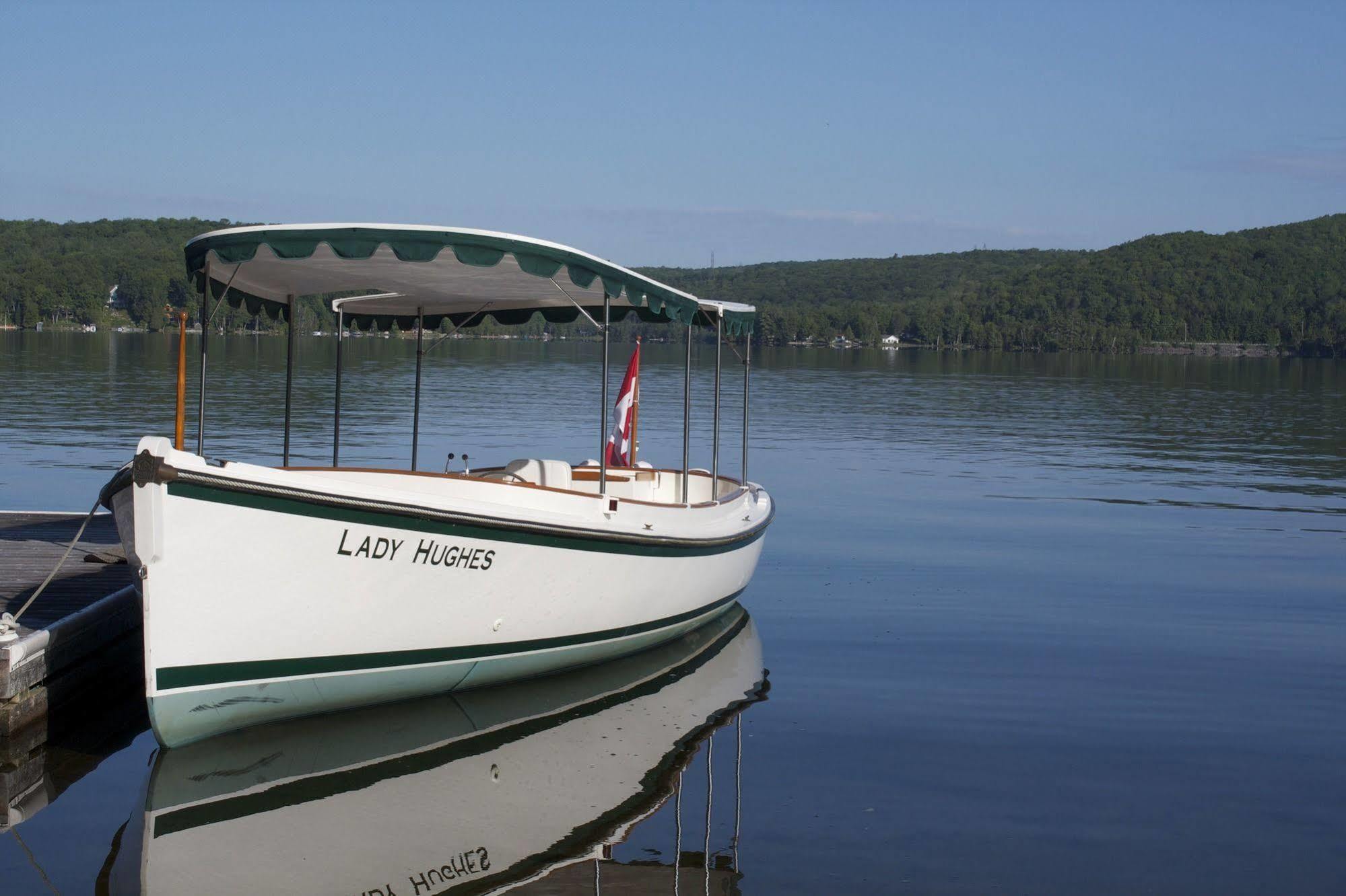 Sir Sam'S Inn & Spa (Adults Only) Haliburton Esterno foto